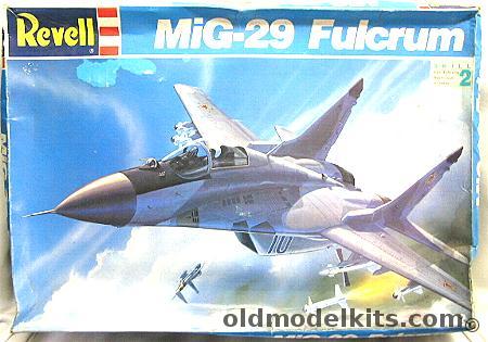 Revell 1/32 Mig-29 Fulcrum  - Russian Air Force or  DDR (East Germany), 4717 plastic model kit